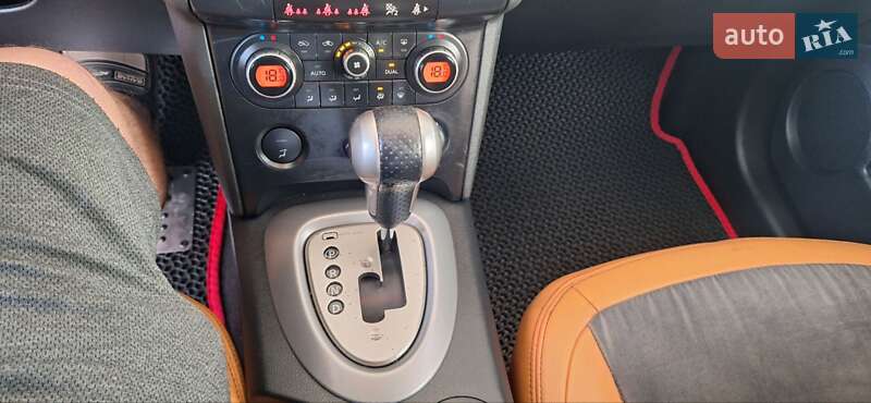 Внедорожник / Кроссовер Nissan Qashqai 2009 в Новоархангельске