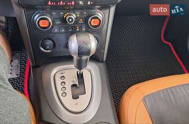 Позашляховик / Кросовер Nissan Qashqai 2009 в 