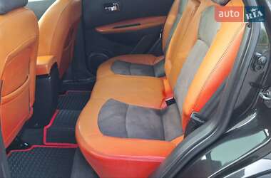 Позашляховик / Кросовер Nissan Qashqai 2009 в 