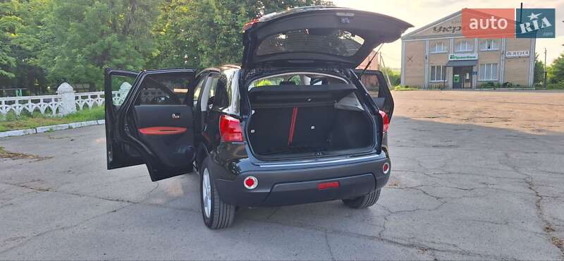 Внедорожник / Кроссовер Nissan Qashqai 2009 в Новоархангельске