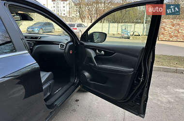 Внедорожник / Кроссовер Nissan Qashqai 2017 в 
