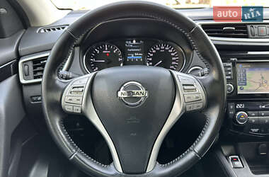 Внедорожник / Кроссовер Nissan Qashqai 2017 в 