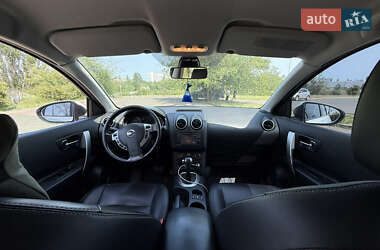 Внедорожник / Кроссовер Nissan Qashqai 2013 в 