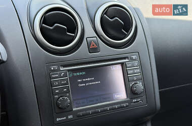 Внедорожник / Кроссовер Nissan Qashqai 2013 в 