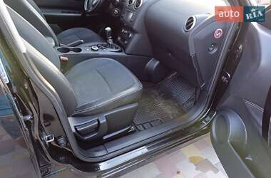 Внедорожник / Кроссовер Nissan Qashqai 2014 в 