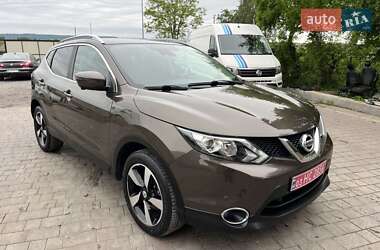 Позашляховик / Кросовер Nissan Qashqai 2015 в Дубні