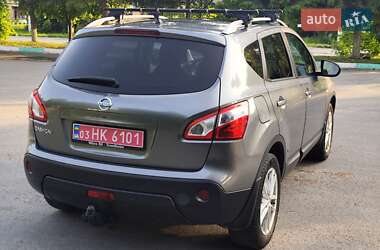Внедорожник / Кроссовер Nissan Qashqai 2011 в 