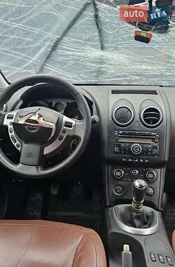 Позашляховик / Кросовер Nissan Qashqai 2008 в 