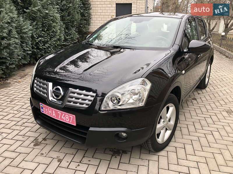 Внедорожник / Кроссовер Nissan Qashqai 2008 в 