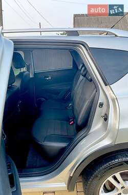 Внедорожник / Кроссовер Nissan Qashqai 2012 в 
