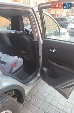 Внедорожник / Кроссовер Nissan Qashqai 2010 в 