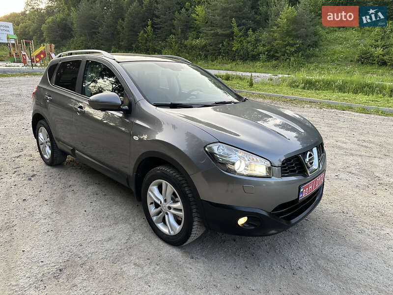 Внедорожник / Кроссовер Nissan Qashqai 2013 в Бережанах