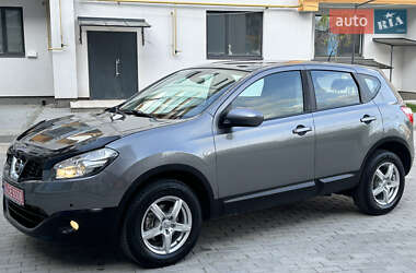 Внедорожник / Кроссовер Nissan Qashqai 2011 в 