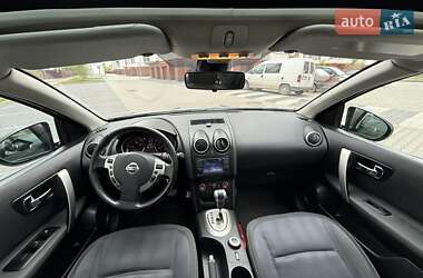 Внедорожник / Кроссовер Nissan Qashqai 2010 в 