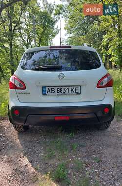 Внедорожник / Кроссовер Nissan Qashqai 2012 в 