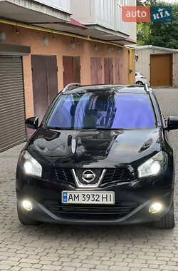 Внедорожник / Кроссовер Nissan Qashqai 2010 в Тернополе