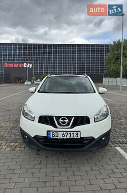 Позашляховик / Кросовер Nissan Qashqai 2010 в Луцьку