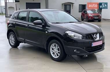 Позашляховик / Кросовер Nissan Qashqai 2011 в Луцьку