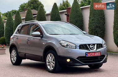Внедорожник / Кроссовер Nissan Qashqai 2011 в 