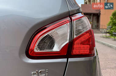 Внедорожник / Кроссовер Nissan Qashqai 2011 в 