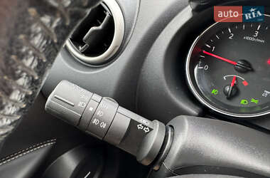 Внедорожник / Кроссовер Nissan Qashqai 2011 в 