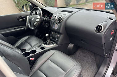Внедорожник / Кроссовер Nissan Qashqai 2011 в 