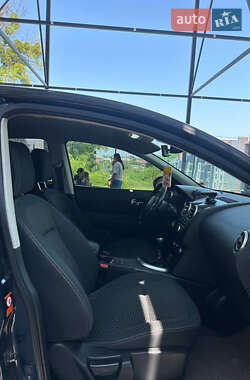 Внедорожник / Кроссовер Nissan Qashqai 2010 в 