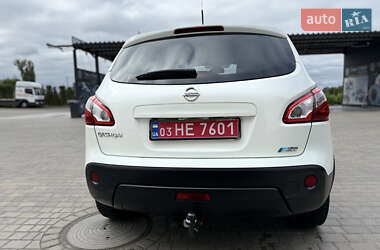 Внедорожник / Кроссовер Nissan Qashqai 2011 в 