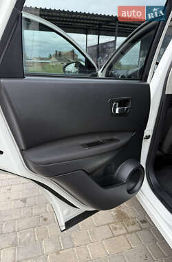 Внедорожник / Кроссовер Nissan Qashqai 2011 в 