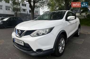 Внедорожник / Кроссовер Nissan Qashqai 2016 в Киеве