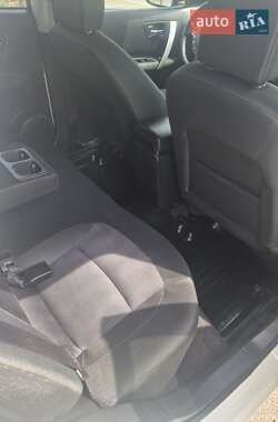 Внедорожник / Кроссовер Nissan Qashqai 2012 в 