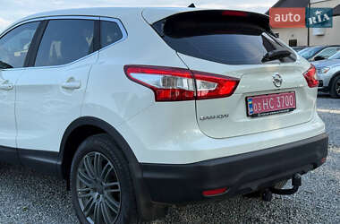 Внедорожник / Кроссовер Nissan Qashqai 2015 в 