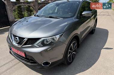 Позашляховик / Кросовер Nissan Qashqai 2014 в 