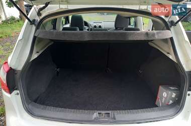 Внедорожник / Кроссовер Nissan Qashqai 2011 в 