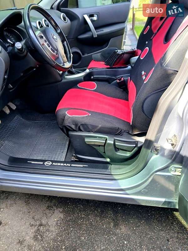 Внедорожник / Кроссовер Nissan Qashqai 2010 в Чугуеве