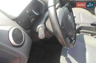 Внедорожник / Кроссовер Nissan Qashqai 2009 в 