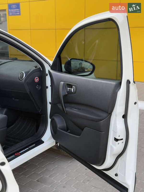 Внедорожник / Кроссовер Nissan Qashqai 2013 в Сарнах