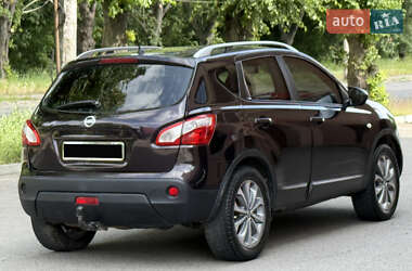 Внедорожник / Кроссовер Nissan Qashqai 2010 в 