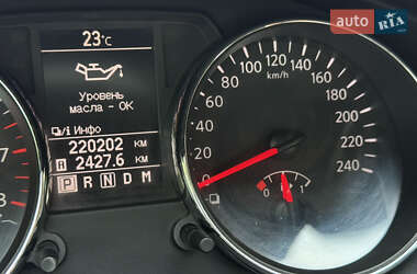 Внедорожник / Кроссовер Nissan Qashqai 2010 в 