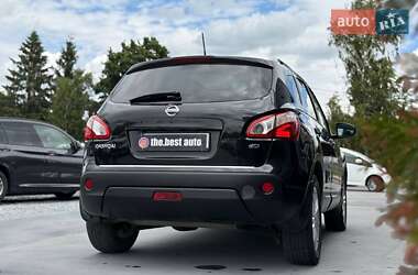 Внедорожник / Кроссовер Nissan Qashqai 2011 в 