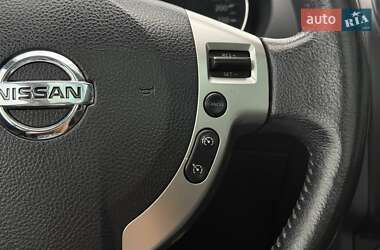 Внедорожник / Кроссовер Nissan Qashqai 2011 в 