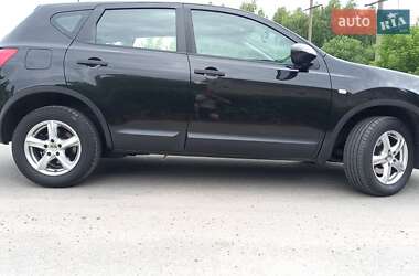 Внедорожник / Кроссовер Nissan Qashqai 2009 в 