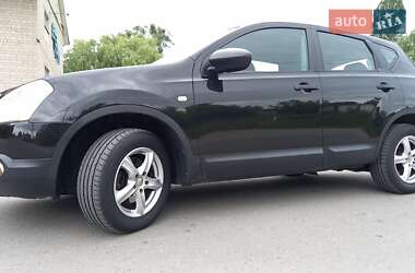 Внедорожник / Кроссовер Nissan Qashqai 2009 в 