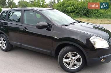 Внедорожник / Кроссовер Nissan Qashqai 2009 в 