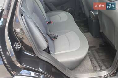 Внедорожник / Кроссовер Nissan Qashqai 2009 в 