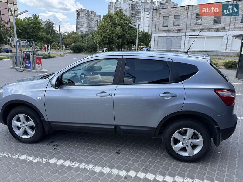 Внедорожник / Кроссовер Nissan Qashqai 2011 в Днепре