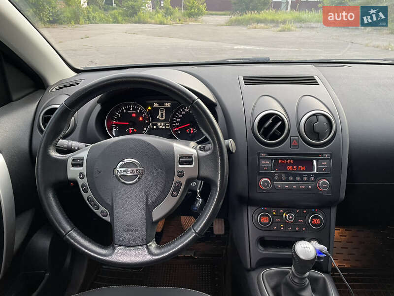 Позашляховик / Кросовер Nissan Qashqai 2012 в Полтаві