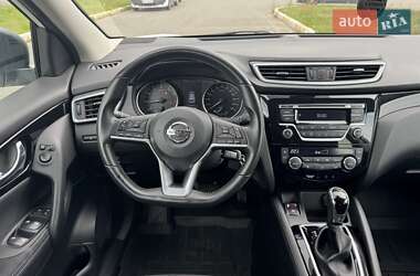 Внедорожник / Кроссовер Nissan Qashqai 2018 в 