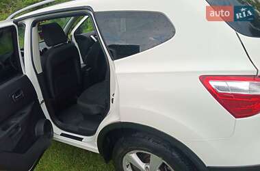 Внедорожник / Кроссовер Nissan Qashqai 2010 в 