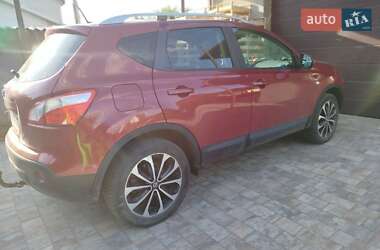 Внедорожник / Кроссовер Nissan Qashqai 2012 в Вараше